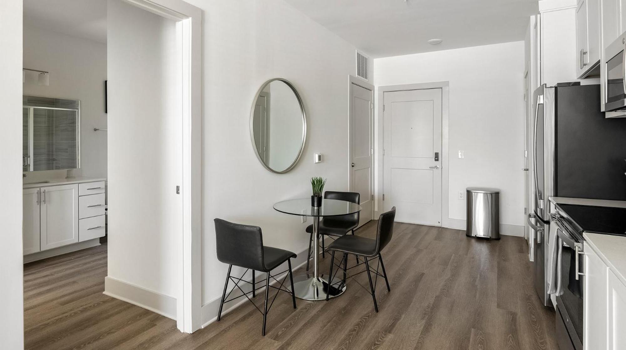 Gallery Apartments By Barsala Хантсвилл Экстерьер фото